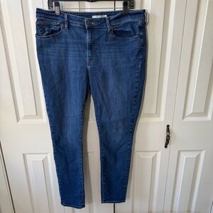 Levi’s 711 Skinny Jeans Women’s size 33 Indigo Blue